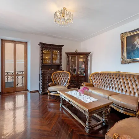 Daire Very Elegant Historic F2 *
