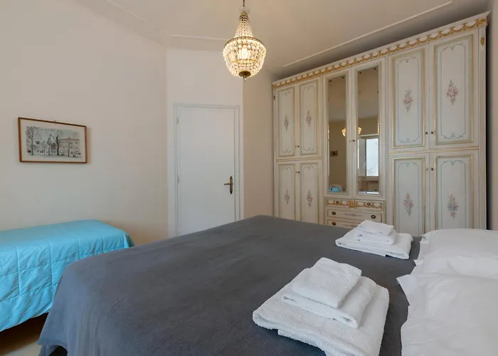 Daire Very Elegant Historic F2 *